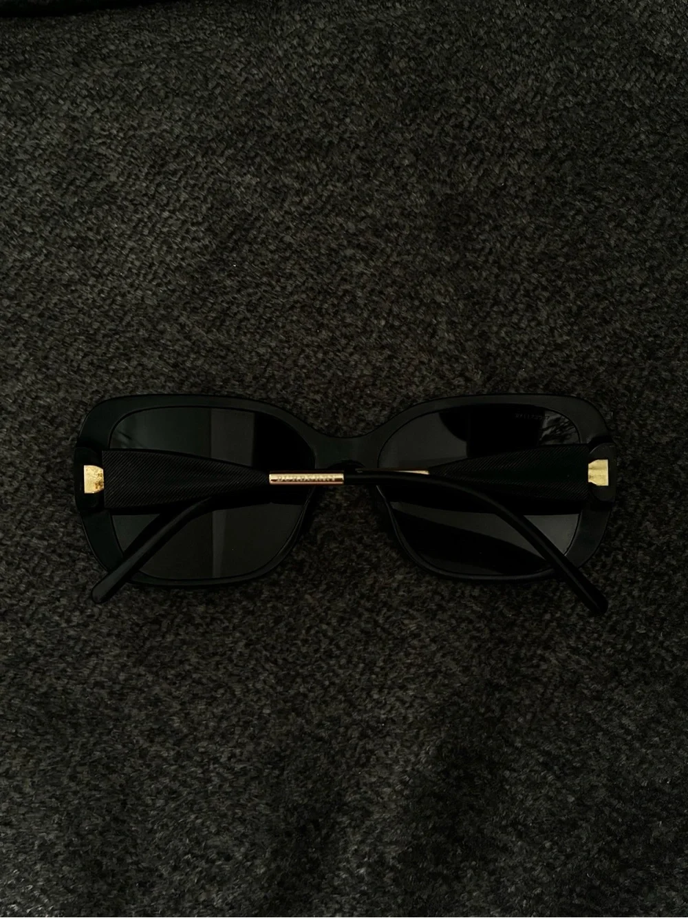 Burberry bold oversized